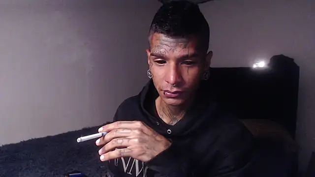 Snapshot of black_firex chatting on October 2, 2025, 4:54 pm black firex online show from October 2, 2025, 4:54 pm