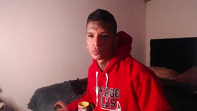 Snapshot of black_firex chatting on September 18, 2025, 4:10 pm black firex online show from September 18, 2025, 4:10 pm