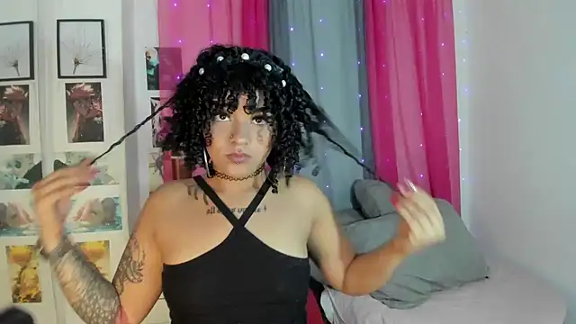 Darkflama1 online show from November 10, 2025, 12:21 pm