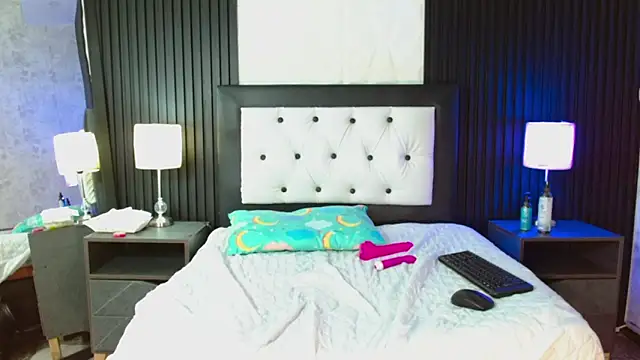 channelhs online show from October 2, 2025, 3:37 pm