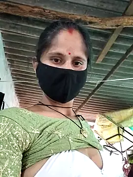 Hot-ilaiy online show from September 30, 2025, 10:21 am