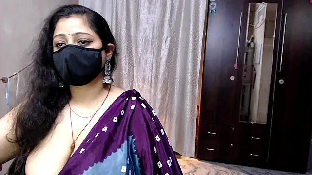sexy indianboobs online show from July 7, 2026, 11:47 am