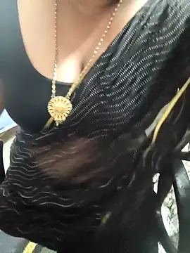 Snapshot of Tamil-rami chatting on January 6, 2026, 2:04 am Tamil-rami online show from January 6, 2026, 2:04 am