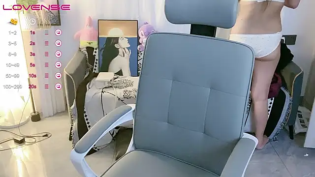 A SR 001 online show from October 7, 2025, 1:12 pm