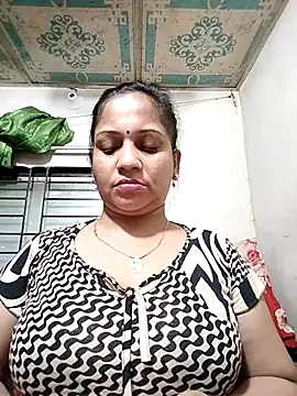 Snapshot of Payel_50 chatting on June 24, 2026, 11:57 pm Payel 50 online show from June 24, 2026, 11:57 pm