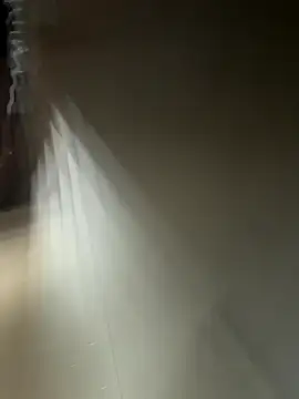 levbigg online show from December 3, 2025, 1:10 pm