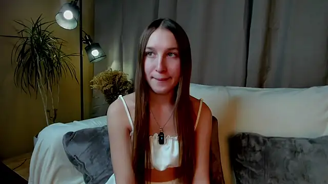 NanaMertins online show from November 8, 2025, 2:04 am