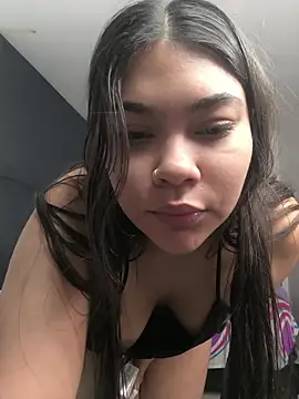 Vale Walker online show from April 2, 2026, 12:51 am