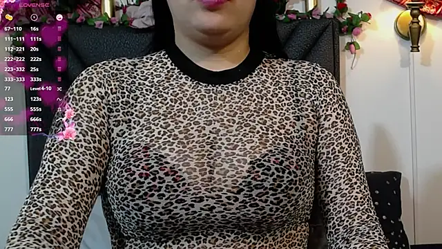 Snapshot of IndraKaur_ chatting on September 25, 2025, 12:55 pm IndraKaur  online show from September 25, 2025, 12:55 pm