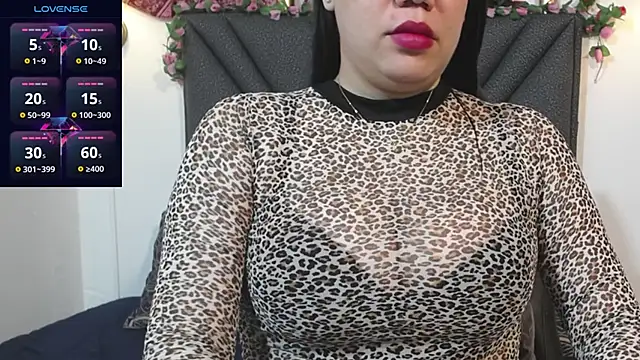 Snapshot of IndraKaur_ chatting on October 31, 2025, 3:03 am IndraKaur  online show from October 31, 2025, 3:03 am