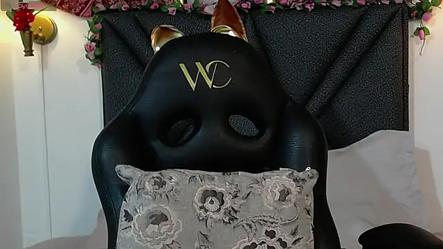 Snapshot of IndraKaur_ chatting on September 26, 2025, 12:45 pm IndraKaur  online show from September 26, 2025, 12:45 pm