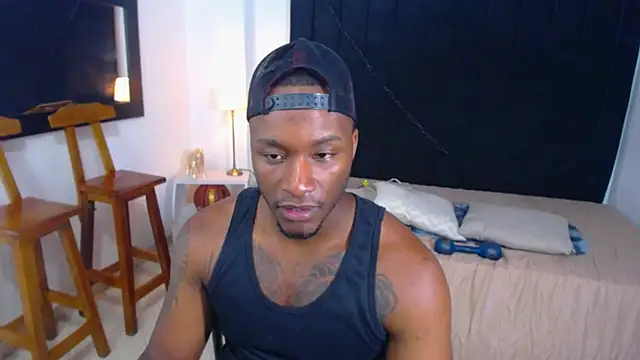 Snapshot of chrstian_lewis1 chatting on October 22, 2025, 12:04 pm chrstian lewis1 online show from October 22, 2025, 12:04 pm