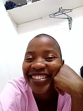 Snapshot of CandyNaynay chatting on January 14, 2026, 4:43 pm CandyNaynay online show from January 14, 2026, 4:43 pm