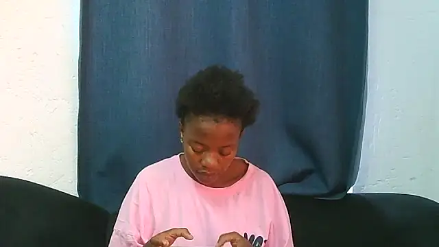 Snapshot of CandyNaynay chatting on December 19, 2025, 7:44 am CandyNaynay online show from December 19, 2025, 7:44 am