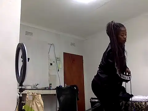 Snapshot of CandyNaynay chatting on February 24, 2026, 8:53 pm CandyNaynay online show from February 24, 2026, 8:53 pm