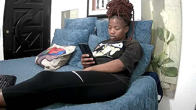 CandyNaynay online show from September 12, 2025, 3:34 pm