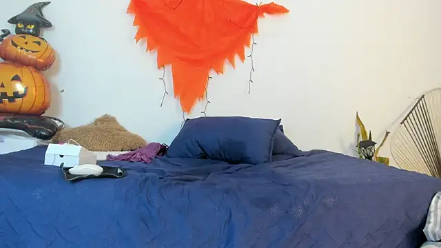  Miaa khalifa  online show from October 24, 2025, 12:04 pm