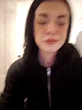 amalia202555 online show from February 9, 2026, 3:32 pm