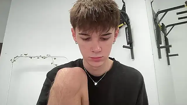 Milk Guy online show from October 3, 2025, 9:22 am