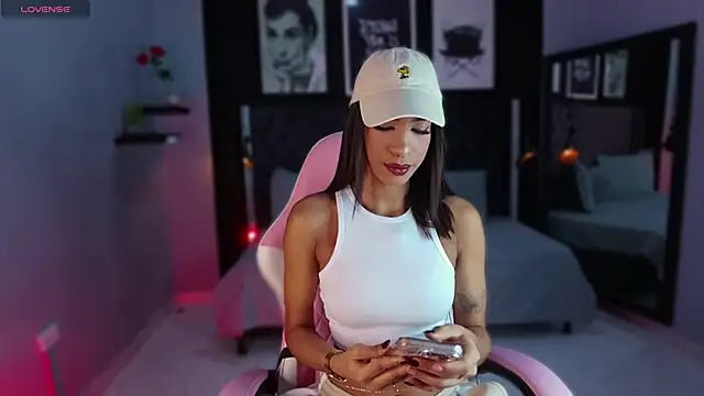 kitty collins  online show from January 15, 2026, 11:46 am