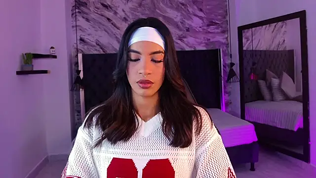 kitty collins  online show from April 7, 2026, 12:18 pm