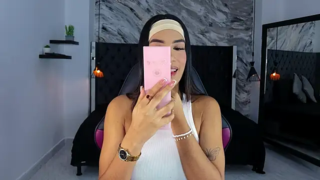 kitty collins  online show from June 2, 2026, 11:54 am
