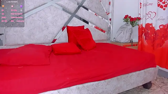 Snapshot of ThiccyLexxy chatting on October 17, 2025, 12:29 pm ThiccyLexxy online show from October 17, 2025, 12:29 pm