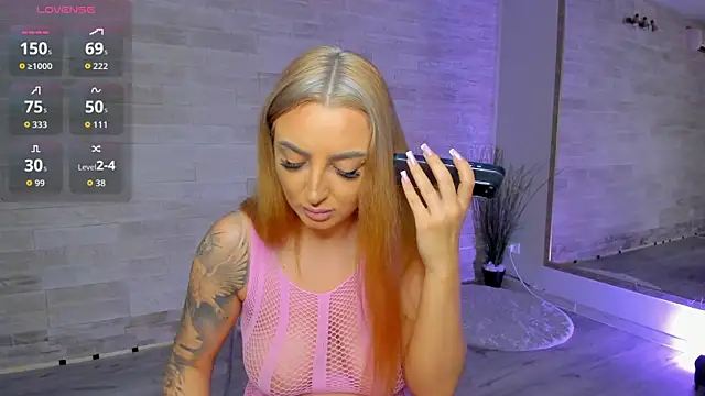 Lexi Blazee online show from September 12, 2025, 6:13 am