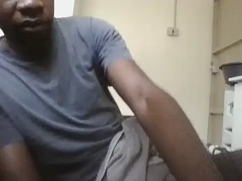 Snapshot of TmanZim2025 chatting on September 27, 2025, 2:01 pm TmanZim2025 online show from September 27, 2025, 2:01 pm