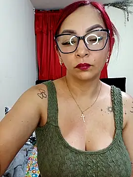Snapshot of Vamanda05 chatting on September 10, 2025, 5:39 am Vamanda05 online show from September 10, 2025, 5:39 am