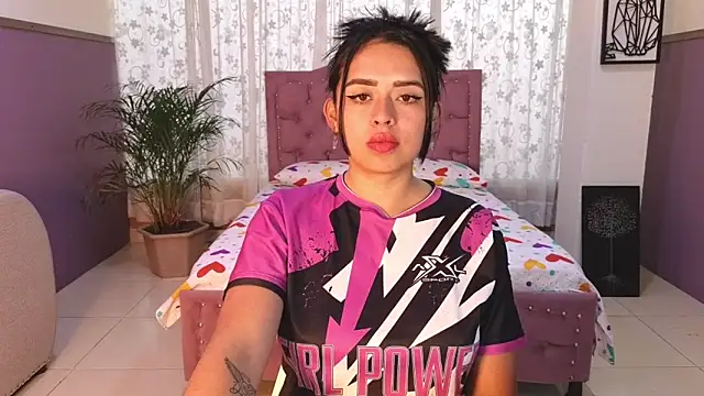 Snapshot of naia_sweetsex chatting on October 17, 2025, 7:48 pm naia sweetsex online show from October 17, 2025, 7:48 pm