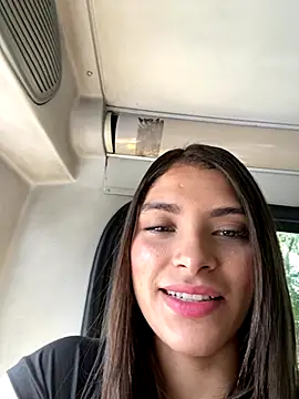 Hannacooper3 online show from November 10, 2025, 7:19 pm