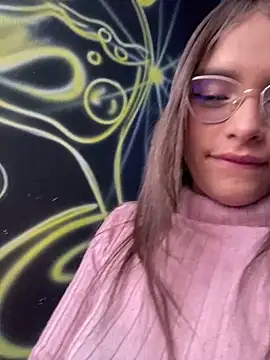 Hannacooper3 online show from December 3, 2025, 10:31 pm