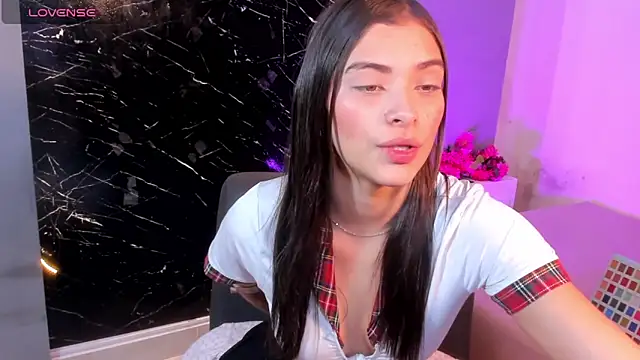 Snapshot of Hannacooper3 chatting on October 23, 2025, 7:56 pm Hannacooper3 online show from October 23, 2025, 7:56 pm