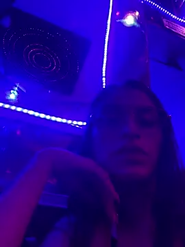 Hannacooper3 online show from January 16, 2026, 11:20 pm