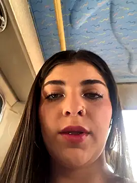 Isaa-Sweet online show from September 22, 2025, 3:29 pm