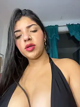 Isaa-Sweet online show from November 15, 2025, 9:57 am