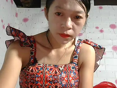 Snapshot of Mina_ti chatting on October 3, 2025, 12:14 am Mina ti online show from October 3, 2025, 12:14 am