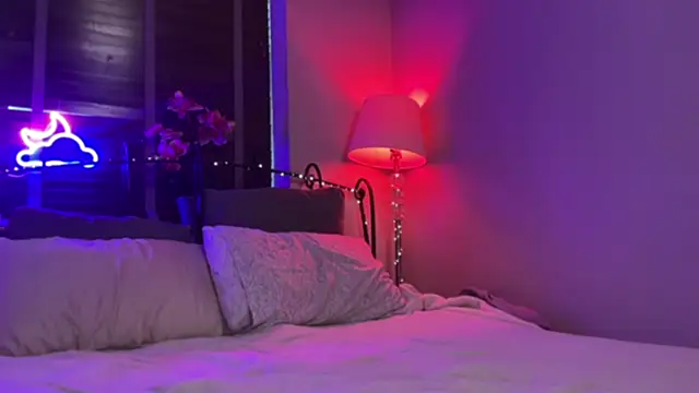 Snapshot of MistresssX chatting on October 31, 2025, 2:24 pm MistresssX online show from October 31, 2025, 2:24 pm