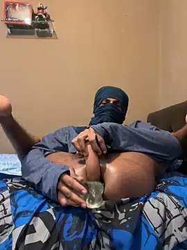 Snapshot of zzlamenos chatting on December 13, 2025, 8:15 pm zzlamenos online show from December 13, 2025, 8:15 pm