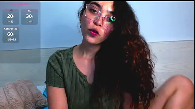 Snapshot of Ariagal chatting on September 10, 2025, 11:59 pm Ariagal online show from September 10, 2025, 11:59 pm