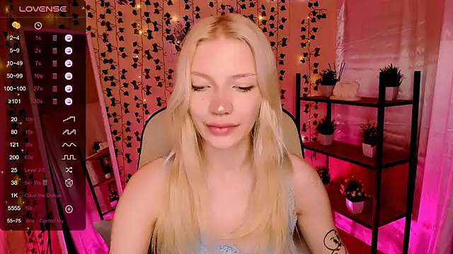 AnyaTaylor  online show from May 12, 2026, 2:19 am