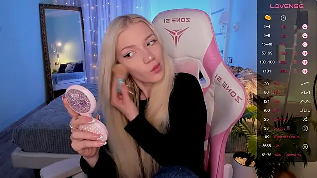 AnyaTaylor  online show from May 29, 2026, 2:06 am