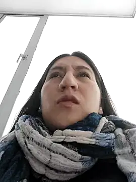 Snapshot of LunaBaby- chatting on September 27, 2025, 10:54 am LunaBaby- online show from September 27, 2025, 10:54 am