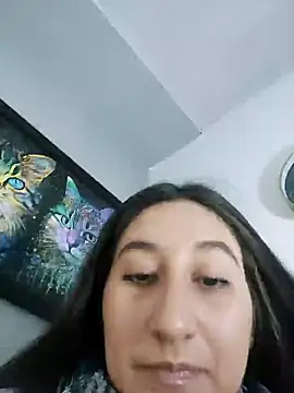 Snapshot of LunaBaby- chatting on September 23, 2025, 11:06 am LunaBaby- online show from September 23, 2025, 11:06 am