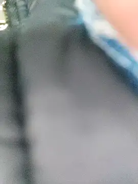 Snapshot of LunaBaby- chatting on October 2, 2025, 11:02 am LunaBaby- online show from October 2, 2025, 11:02 am