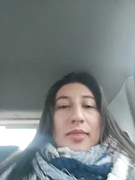 Snapshot of LunaBaby- chatting on September 28, 2025, 11:06 am LunaBaby- online show from September 28, 2025, 11:06 am