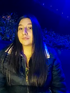 Snapshot of LunaBaby- chatting on October 11, 2025, 12:22 am LunaBaby- online show from October 11, 2025, 12:22 am