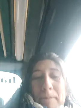 Snapshot of LunaBaby- chatting on September 30, 2025, 10:54 am LunaBaby- online show from September 30, 2025, 10:54 am