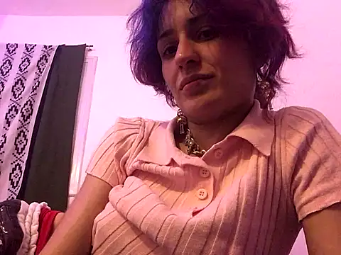 Snapshot of kendrafarq chatting on September 23, 2025, 7:04 am kendrafarq online show from September 23, 2025, 7:04 am